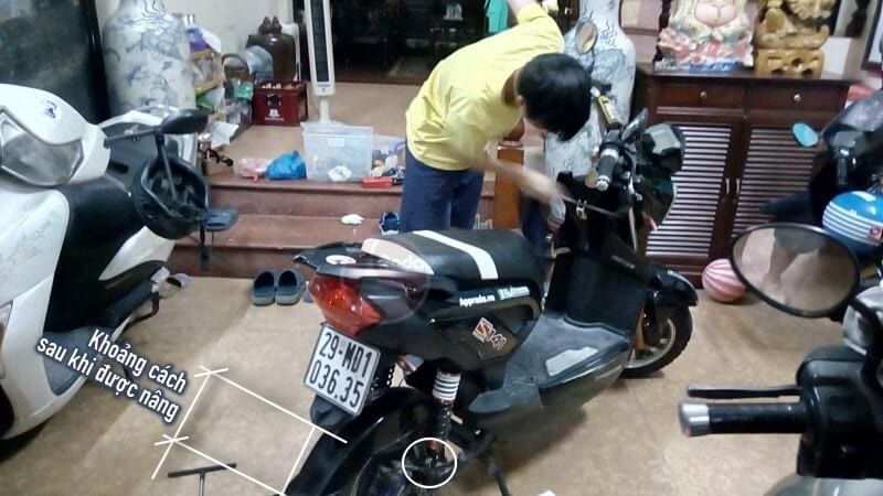 Tự nâng giảm xóc xe điện S141 tránh chạm đuôi