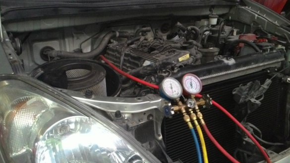 Dịch vụ nạp ga điều hòa ô tô bao nhiêu tiền?