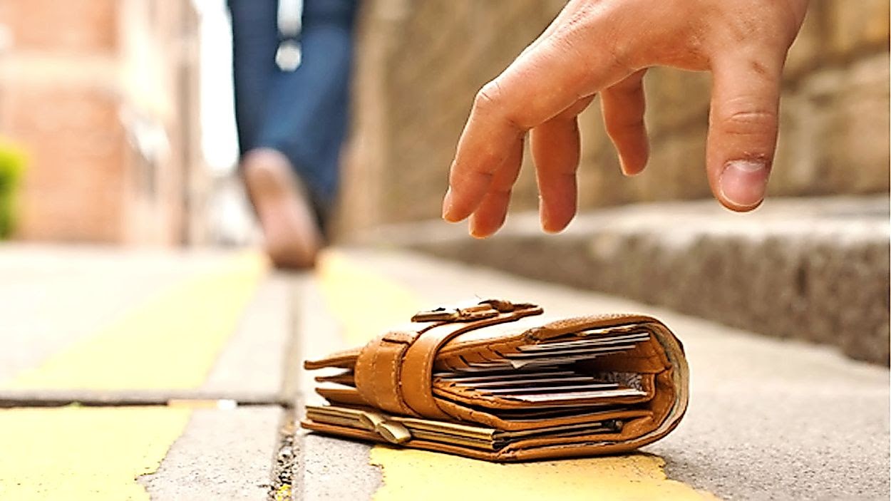 Thủ tục và chi phí làm lại giấy tờ chứng minh thư nhân dân, bằng lái xe, đăng ký xe như thế nào?