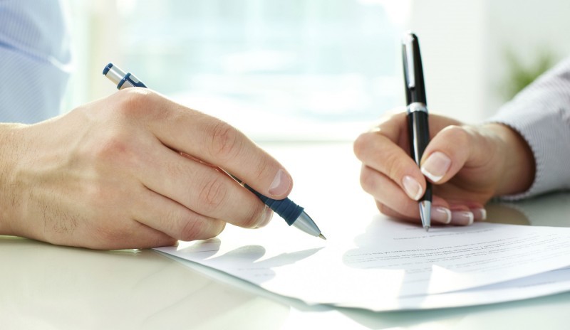 Chủ nhà phải ký hợp đồng với người giúp việc từ 1/2/2021