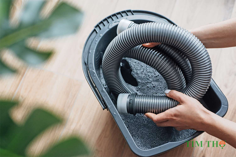 Cách vệ sinh và khử trùng máy hút bụi